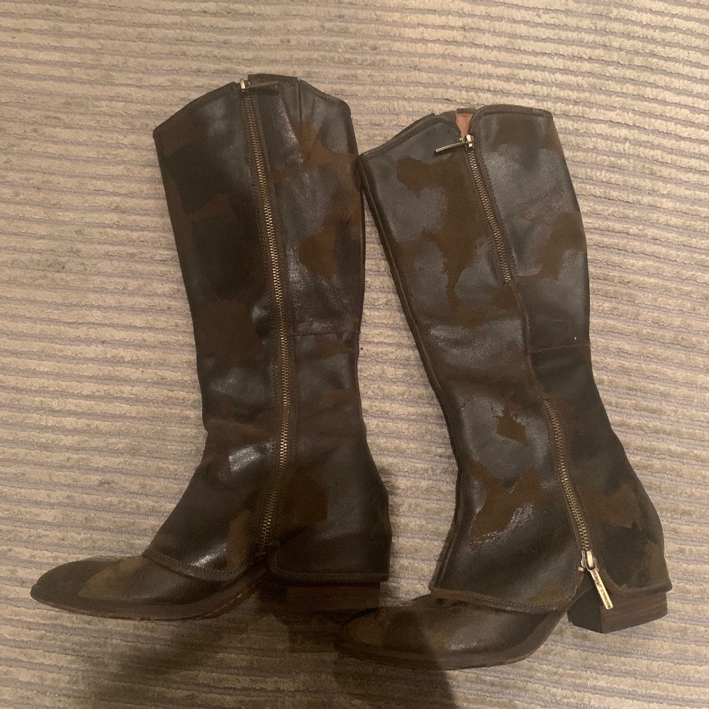 Leather boots